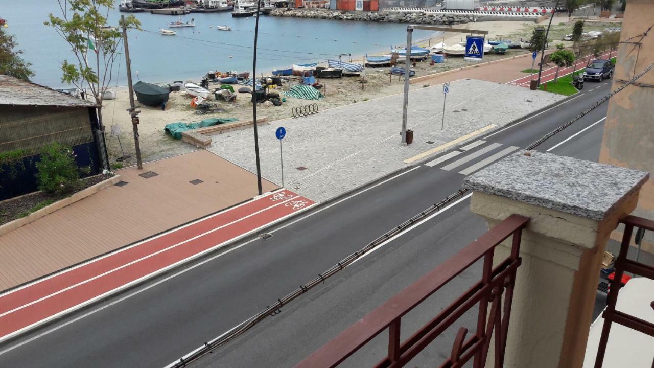 Residenza Lux Fronte Mare Leilighet Vado Ligure Eksteriør bilde